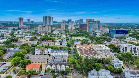 1402 Wentworth Street Houston TX 77004