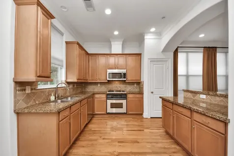 1402 Wentworth Street Houston TX 77004