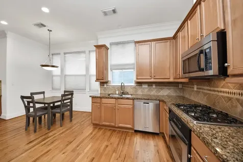 1402 Wentworth Street Houston TX 77004