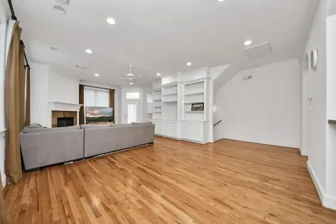 1402 Wentworth Street Houston TX 77004