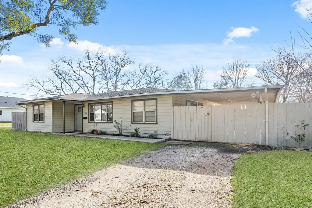 316 Avenue B La Marque TX 77568