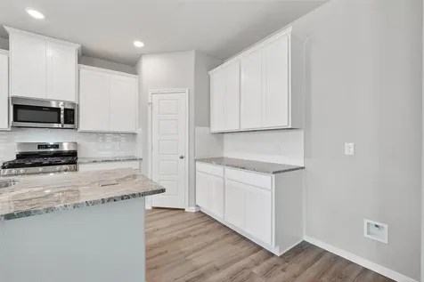 2107 Spring Hollow Drive Baytown TX 77521