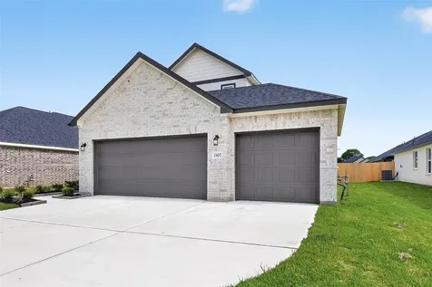 2107 Spring Hollow Drive Baytown TX 77521