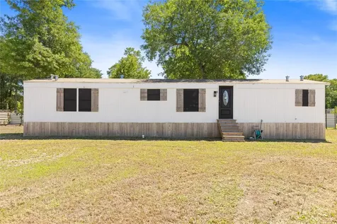2134 County Road 5017 Cleveland TX 77327