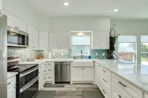 13817 Doubloon Avenue Galveston TX 77554