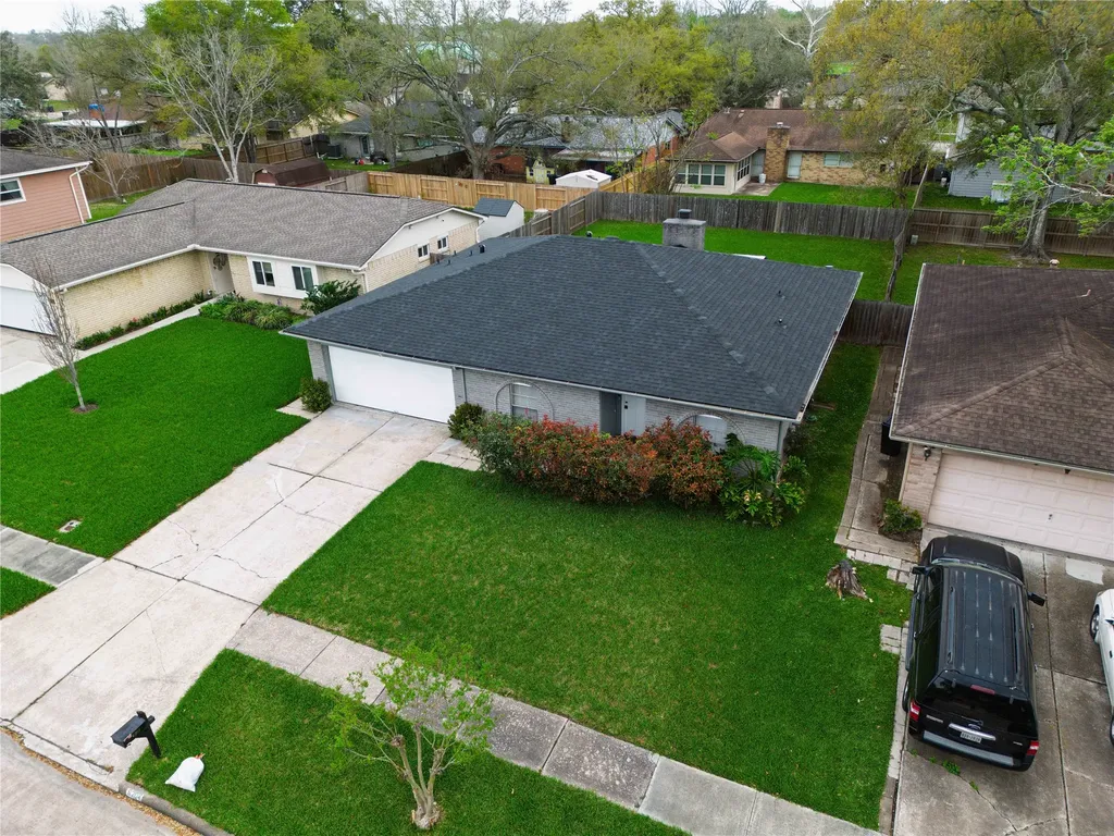 6204 Creekside Lane League City TX 77573