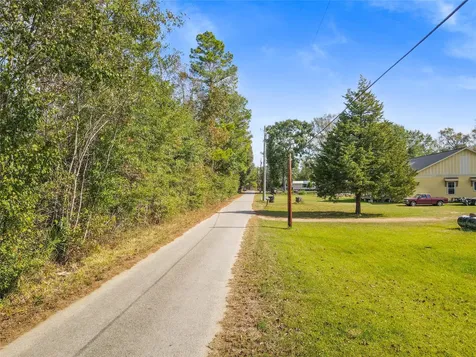 18186 Blackberry Road Conroe TX 77306