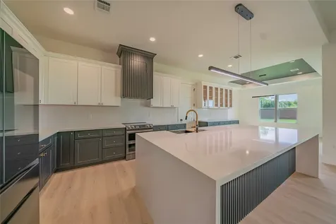 13526 Whispering Sage Drive Hockley TX 77447