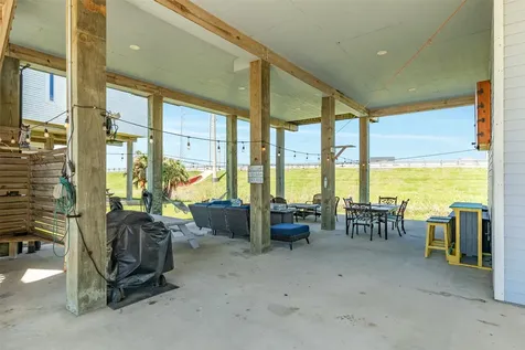 25222 Intrepid Lane Galveston TX 77554
