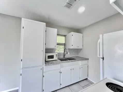 3021 Sycamore Avenue 8 Bay City TX 77414
