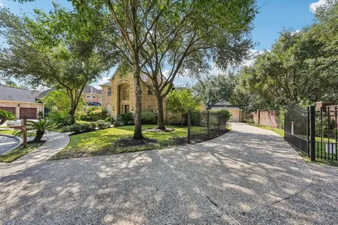 13331 Brentonwood Lane Houston TX 77077