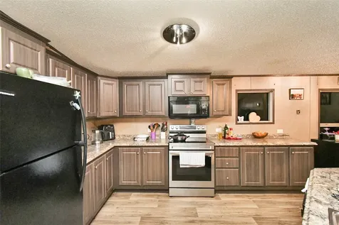 93 Road 5101 Cleveland TX 77327