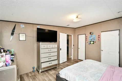 93 Road 5101 Cleveland TX 77327