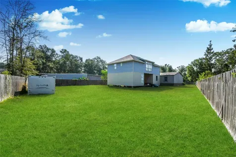 93 Road 5101 Cleveland TX 77327