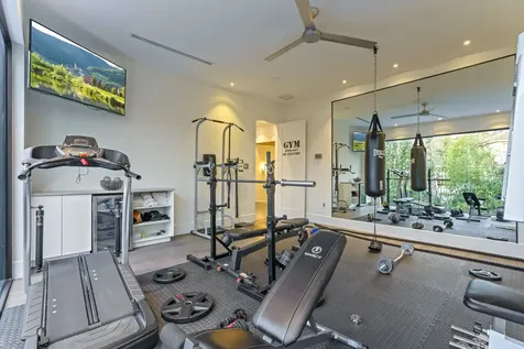5419 John Dreaper Drive Houston TX 77056