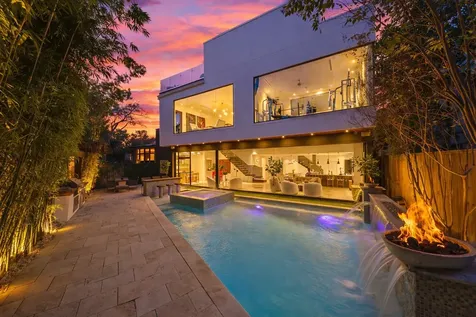 5419 John Dreaper Drive Houston TX 77056