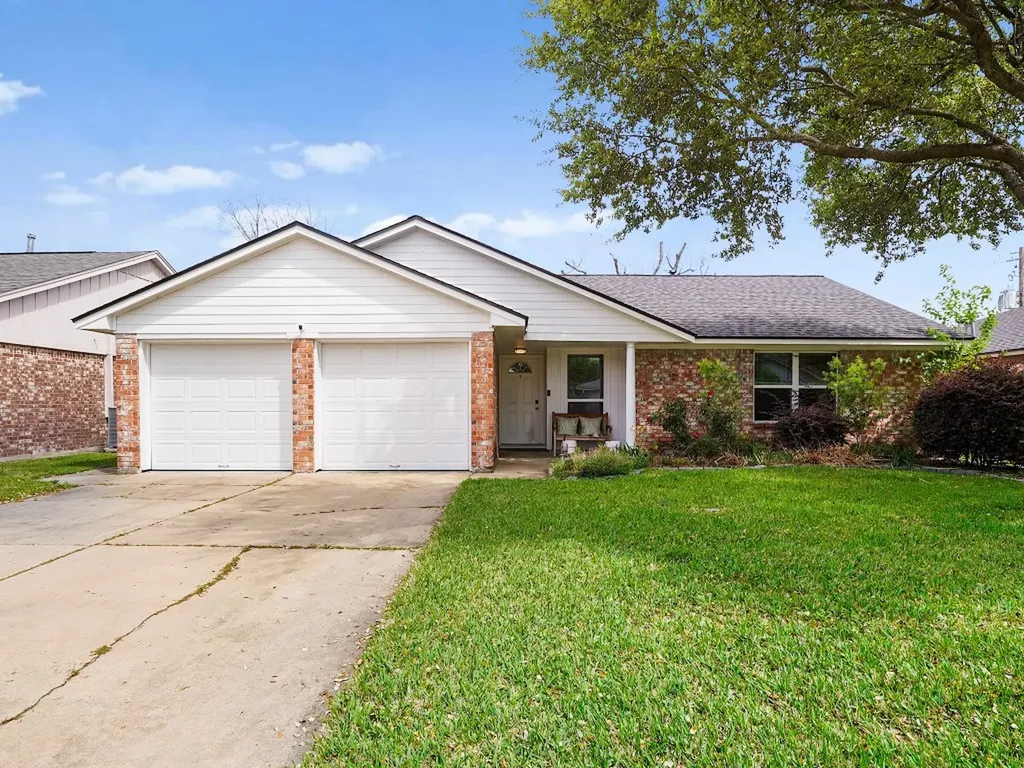 5014 Mary Lou Drive Houston TX 77092