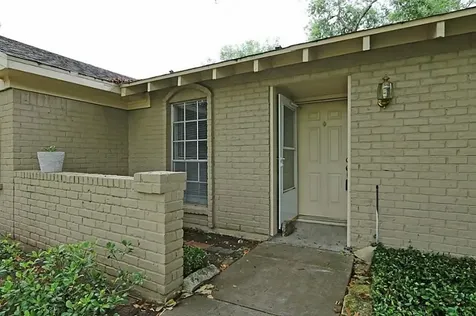 12623 Westella Drive Houston TX 77077