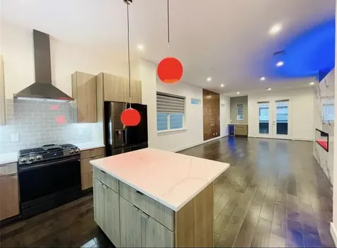 5855 Dolores Street Houston TX 77057