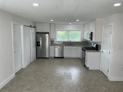244 Caladium Street Lake Jackson TX 77566