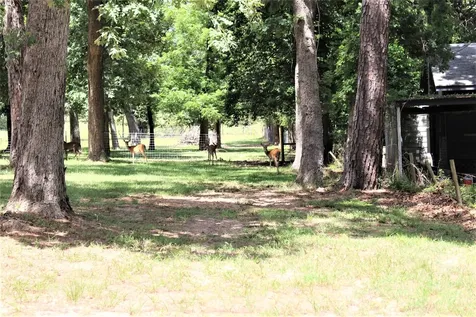 145 Crossed Arrows Grapeland TX 75844