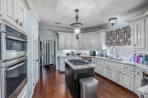 419 Oak Haven Street Baytown TX 77520