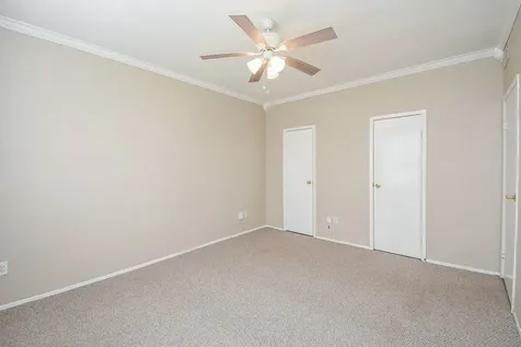 1881 Bering Drive 31 Houston TX 77057