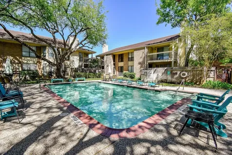 1881 Bering Drive 31 Houston TX 77057