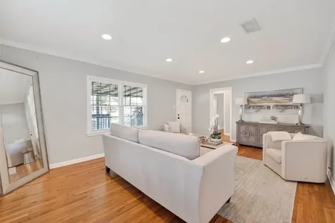 2019 Gostick Street Houston TX 77008