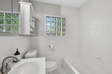 2019 Gostick Street Houston TX 77008