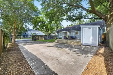 2019 Gostick Street Houston TX 77008