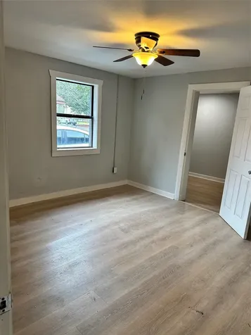 912 W Cleveland Street Alvin TX 77511