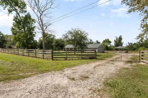 28081 Ivy Oaks Lane Splendora TX 77372
