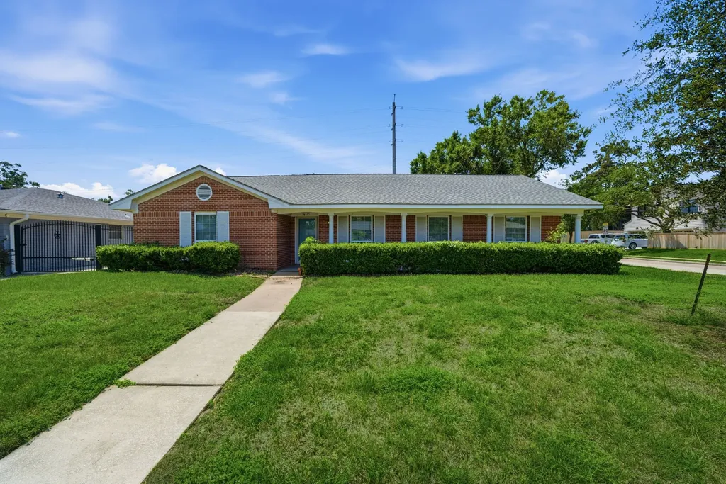 6323 Cindy Lane Houston TX 77008