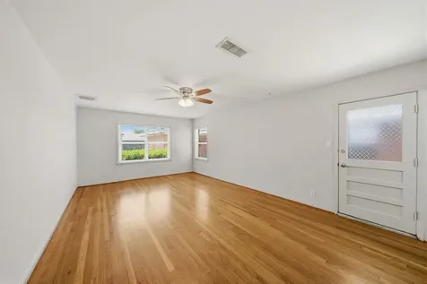 6323 Cindy Lane Houston TX 77008