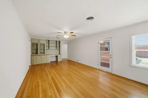 6323 Cindy Lane Houston TX 77008