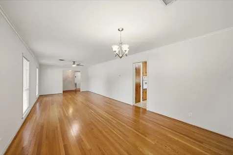 6323 Cindy Lane Houston TX 77008