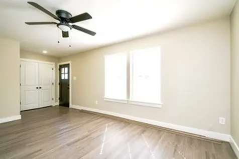 10492 Hammerly Boulevard 83 Houston TX 77043