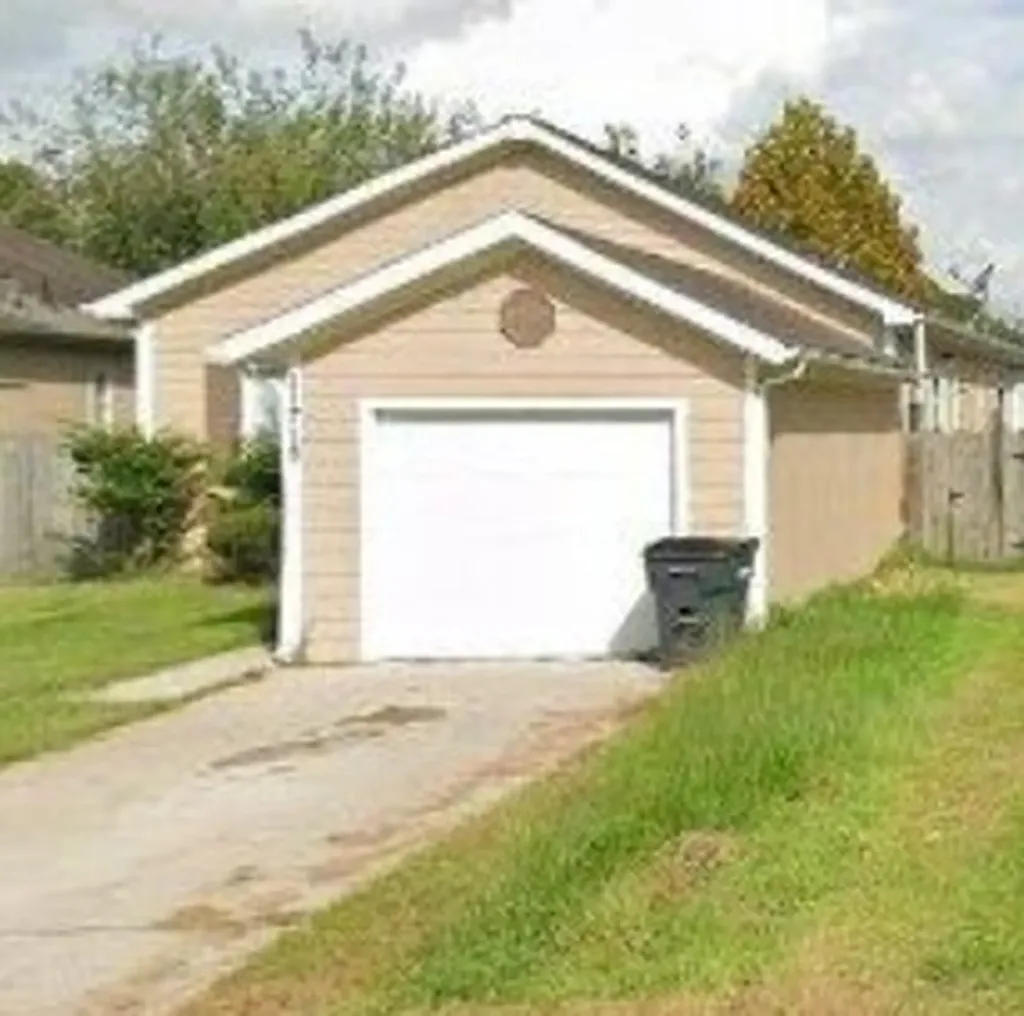 11719 Greenglen Drive Houston TX 77044