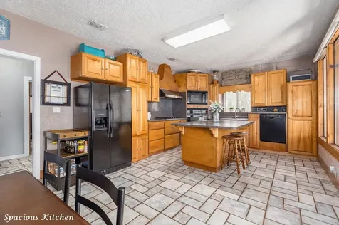 3921 Fm 1669 Huntington TX 75949