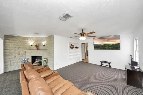 100 N Mattson Street West Columbia TX 77486