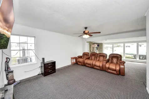 100 N Mattson Street West Columbia TX 77486