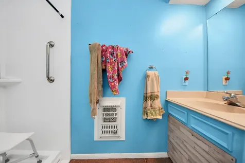100 N Mattson Street West Columbia TX 77486