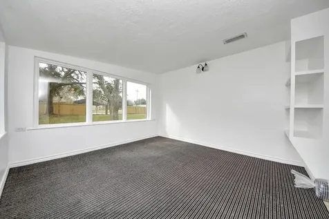 100 N Mattson Street West Columbia TX 77486