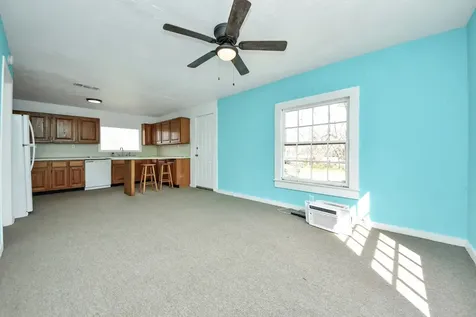 100 N Mattson Street West Columbia TX 77486