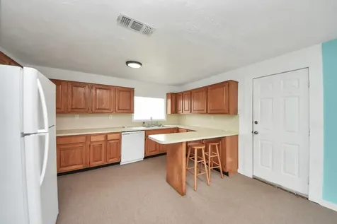 100 N Mattson Street West Columbia TX 77486