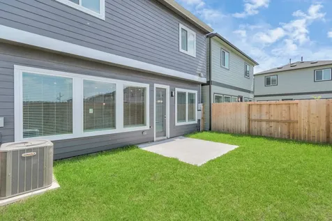 2703 Brown Lake Street Houston TX 77008