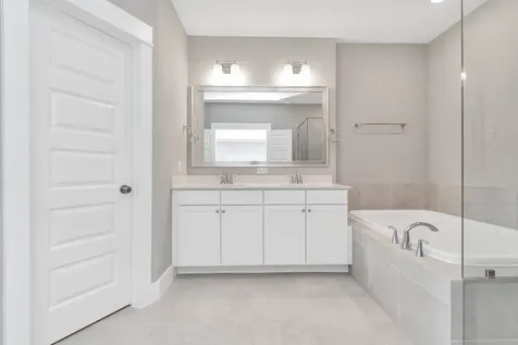 2703 Brown Lake Street Houston TX 77008