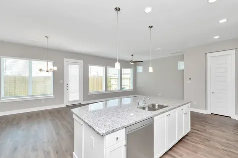 2703 Brown Lake Street Houston TX 77008
