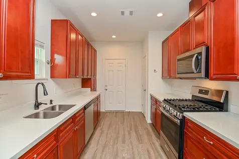 1110 Louise Street Houston TX 77009